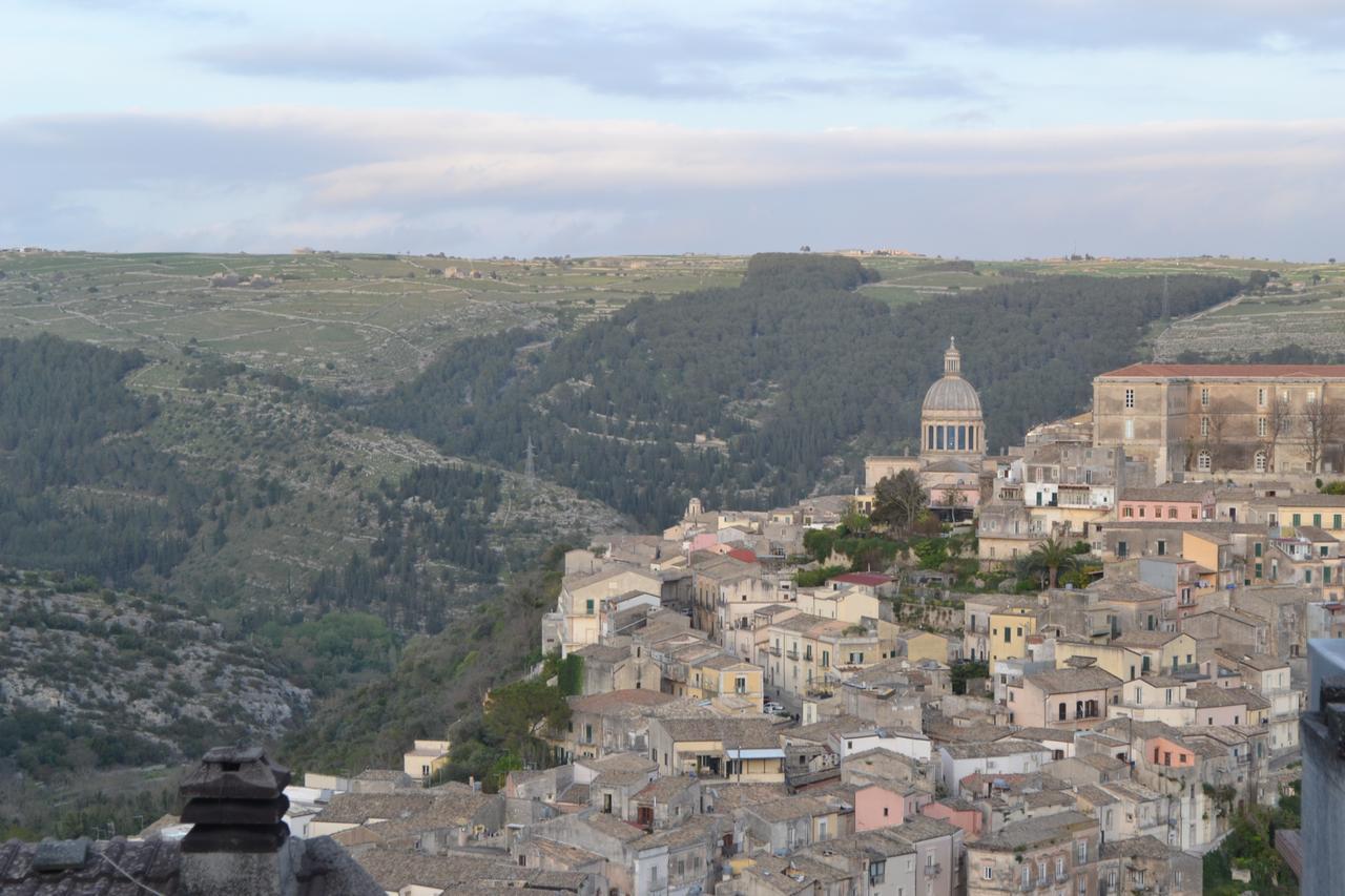 Cirasa Villa Ragusa Buitenkant foto